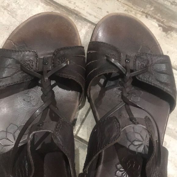 Merrell brown sling back sandal size 8 - Picture 8 of 9